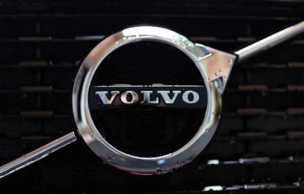 Volvo cars, in collaboration with POC developing world’s first car-bike helmet.